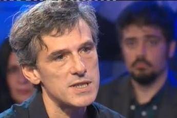 Arrestato l'attore Stefano Dionisi: coltivava marijuana in casa Arrestato l'attore Stefano Dionisi: coltivava marijuana in casa