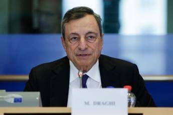 Draghi: Dall'Italia aspettiamo fatti, per ora solo parole Draghi: Dall'Italia aspettiamo fatti, per ora solo parole