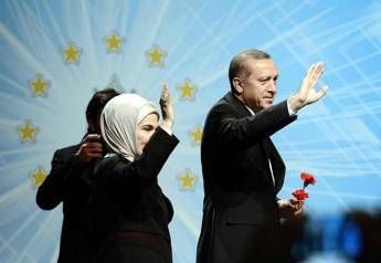 Erdogan conferma, mia figlia ed io abbiamo ricevuto minacce di morte Erdogan conferma, mia figlia ed io abbiamo ricevuto minacce di morte