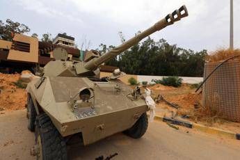 Libia, milizie di Misurata e Zintan raggiungono accordo preliminare per stop ai combattimenti Libia, milizie di Misurata e Zintan raggiungono accordo preliminare per stop ai combattimenti
