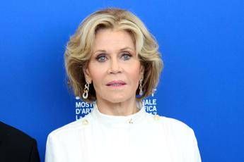 Caso Weinstein, Jane Fonda punta il dito contro Trump Caso Weinstein, Jane Fonda punta il dito contro Trump