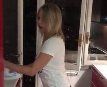 Falchi-Marini, #capricci stellari: Quando è troppo è troppo! /Video Falchi-Marini, #capricci stellari: Quando è troppo è troppo! /Video