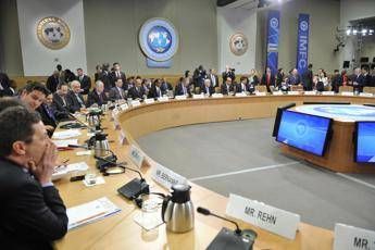 Pil, in rialzo le stime dell'Fmi Pil, in rialzo le stime dell'Fmi