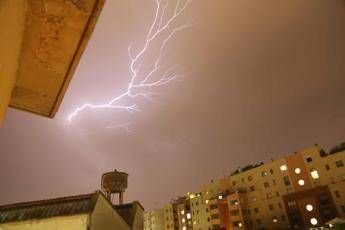 Il caldo fa crac, arriva il crollo Il caldo fa crac, arriva il crollo