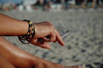 Sì a vaping per ridurre danni del fumo, oncologo Tirelli firma appello a Oms Sì a vaping per ridurre danni del fumo, oncologo Tirelli firma appello a Oms