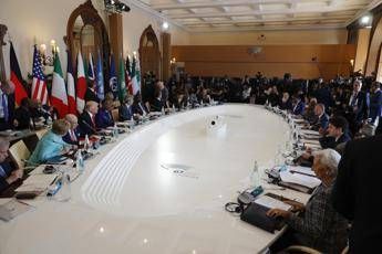 G7: accordo a 6 sul clima. Trump prende tempo G7: accordo a 6 sul clima. Trump prende tempo
