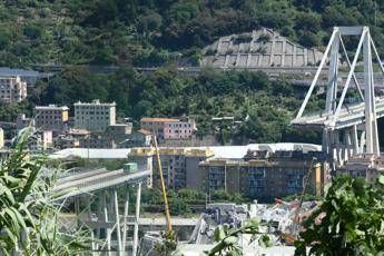 Crollo Genova, ingegneri scrivono a Conte Crollo Genova, ingegneri scrivono a Conte