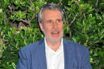 Gerardo Greco nuovo direttore del Tg4 Gerardo Greco nuovo direttore del Tg4