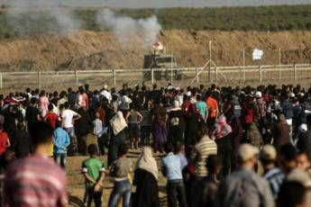 Due palestinesi uccisi al confine Striscia di Gaza Due palestinesi uccisi al confine Striscia di Gaza