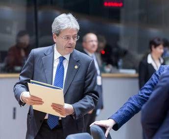 Gentiloni: Recuperati 900mila posti in tre anni Gentiloni: Recuperati 900mila posti in tre anni
