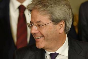 Malore e intervento per Gentiloni, il premier: Sto bene, torno presto Malore e intervento per Gentiloni, il premier: Sto bene, torno presto