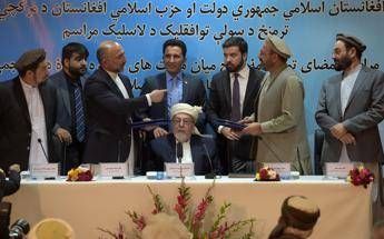 Afghanistan, siglata la pace tra governo e 'signore della guerra' Hekmatyar Afghanistan, siglata la pace tra governo e 'signore della guerra' Hekmatyar