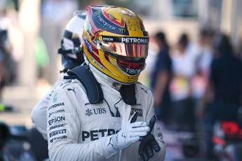 F1, Hamilton in pole e seconda fila Ferrari F1, Hamilton in pole e seconda fila Ferrari