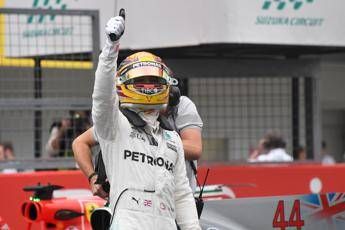 Gp Giappone, pole Hamilton. Vettel in prima fila Gp Giappone, pole Hamilton. Vettel in prima fila