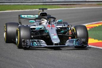 Spa, pole Hamilton. Vettel in prima fila Spa, pole Hamilton. Vettel in prima fila
