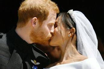 Harry e Meghan hanno detto sì Harry e Meghan hanno detto sì