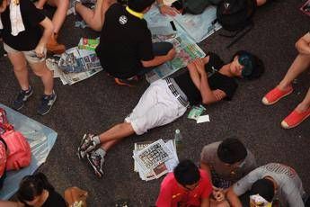 Hong Kong: governo accetta dialogo con studenti Hong Kong: governo accetta dialogo con studenti