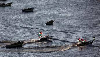 Israele blocca imbarcazione attiviste dirette a Gaza Israele blocca imbarcazione attiviste dirette a Gaza