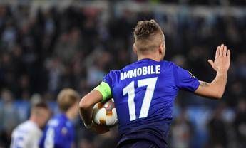 Immobile cala il poker: la Lazio travolge la Spal Immobile cala il poker: la Lazio travolge la Spal
