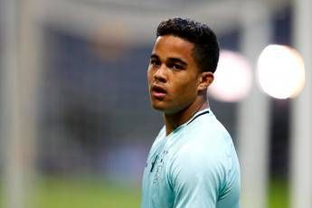Kluivert alla Roma, è ufficiale Kluivert alla Roma, è ufficiale