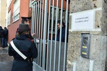 Strage in fabbrica, allarme antigas non ha suonato Strage in fabbrica, allarme antigas non ha suonato