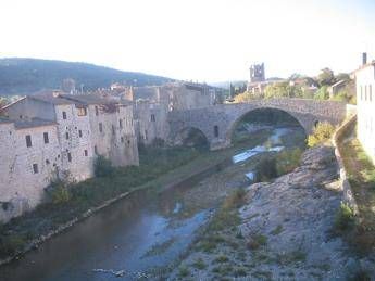 Benvenuti a Lagrasse, il paesino da sempre aperto ai migranti Benvenuti a Lagrasse, il paesino da sempre aperto ai migranti