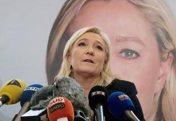 Le Pen: Ue passerà una brutta nottata Le Pen: Ue passerà una brutta nottata