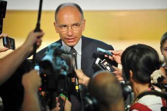 Ius soli, Enrico Letta: Stop è atto di viltà politica Ius soli, Enrico Letta: Stop è atto di viltà politica