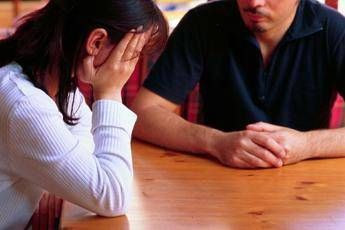 Parla male dell'ex marito al figlio, condannata a pagare 30.000 euro Parla male dell'ex marito al figlio, condannata a pagare 30.000 euro