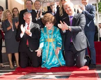 Gina Lollobrigida nella Walk of Fame di Hollywood Gina Lollobrigida nella Walk of Fame di Hollywood