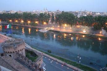Precipitò su una banchina del Tevere a Roma: dopo tre mesi morto studente Usa Precipitò su una banchina del Tevere a Roma: dopo tre mesi morto studente Usa