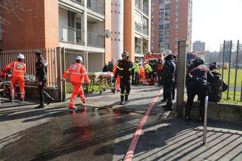 Rogo Milano, morto il ragazzino intossicato Rogo Milano, morto il ragazzino intossicato
