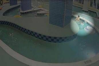9 minuti bloccato sott'acqua 9 minuti bloccato sott'acqua