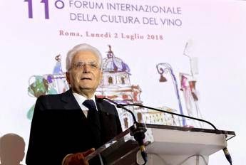 Mattarella contro i dazi Mattarella contro i dazi