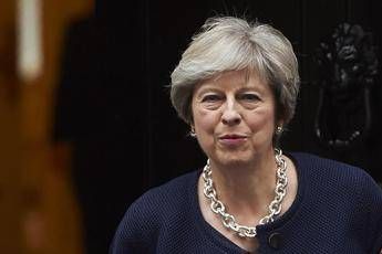 Brexit, May ai cittadini Ue: Voglio che restiate qui Brexit, May ai cittadini Ue: Voglio che restiate qui