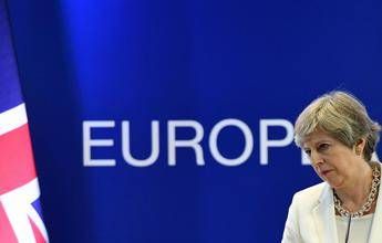 Brexit, May: Nessun cittadino Ue dovrà lasciare Regno Unito Brexit, May: Nessun cittadino Ue dovrà lasciare Regno Unito