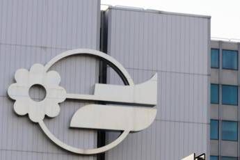 Mediaset, pesa effetto Vivendi: perdita di 294 milioni nel 2016 Mediaset, pesa effetto Vivendi: perdita di 294 milioni nel 2016