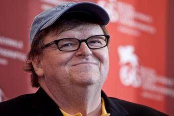 Michael Moore annuncia film 'decisivo' su Donald Trump Michael Moore annuncia film 'decisivo' su Donald Trump