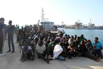 Polemica sui migranti tra Spataro e Salvini Polemica sui migranti tra Spataro e Salvini