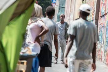 Migranti in charter, cosa dice la legge Migranti in charter, cosa dice la legge
