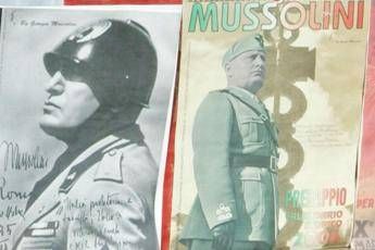Bar espone foto Mussolini, cliente chiama i carabinieri Bar espone foto Mussolini, cliente chiama i carabinieri