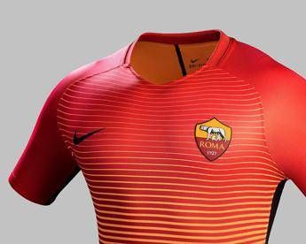 maglie nike rosse