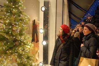 Un italiano su quattro chiederà un prestito per Natale Un italiano su quattro chiederà un prestito per Natale