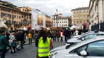 Drone su piazza Navona, denunciati 2 turisti Drone su piazza Navona, denunciati 2 turisti