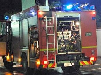 Incendio nella notte nella centrale fotovoltaica di Narbollia Incendio nella notte nella centrale fotovoltaica di Narbollia