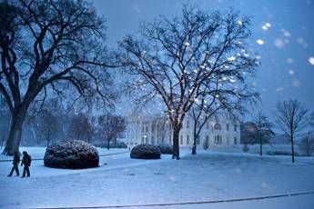 Maxi tempesta di neve in Usa, Jonas perde forza: emergenza rientra /Foto Maxi tempesta di neve in Usa, Jonas perde forza: emergenza rientra /Foto