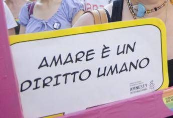 Studio italiano: l'omofobia può essere un 'segnale' di disturbo mentale