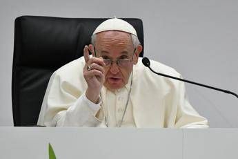 Papa: Chi va con le prostitute è un criminale Papa: Chi va con le prostitute è un criminale