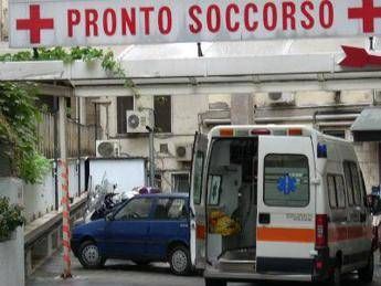 La denuncia: In alcuni ospedali di Roma 3-5 giorni d'attesa in pronto soccorso La denuncia: In alcuni ospedali di Roma 3-5 giorni d'attesa in pronto soccorso