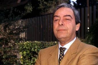 E' morto Daniele Piombi, il gentiluomo della tv E' morto Daniele Piombi, il gentiluomo della tv